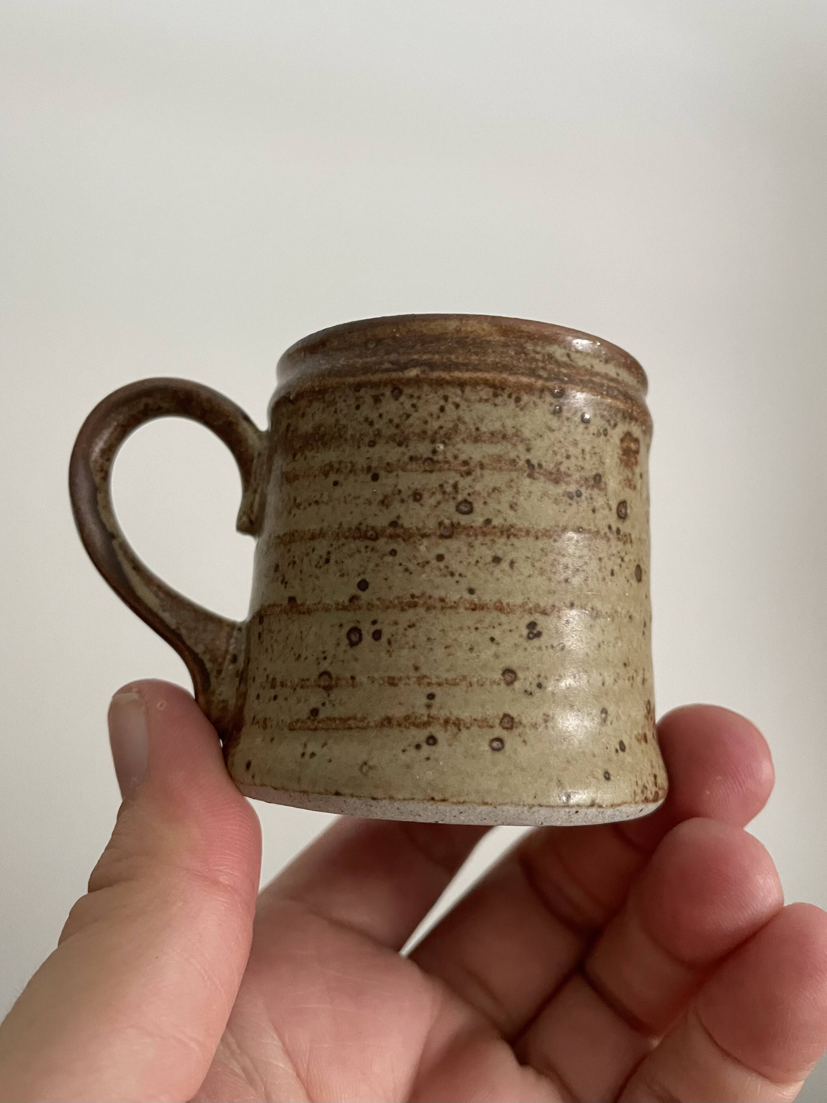 Théière avec 2 tasse à café en grès design vintage