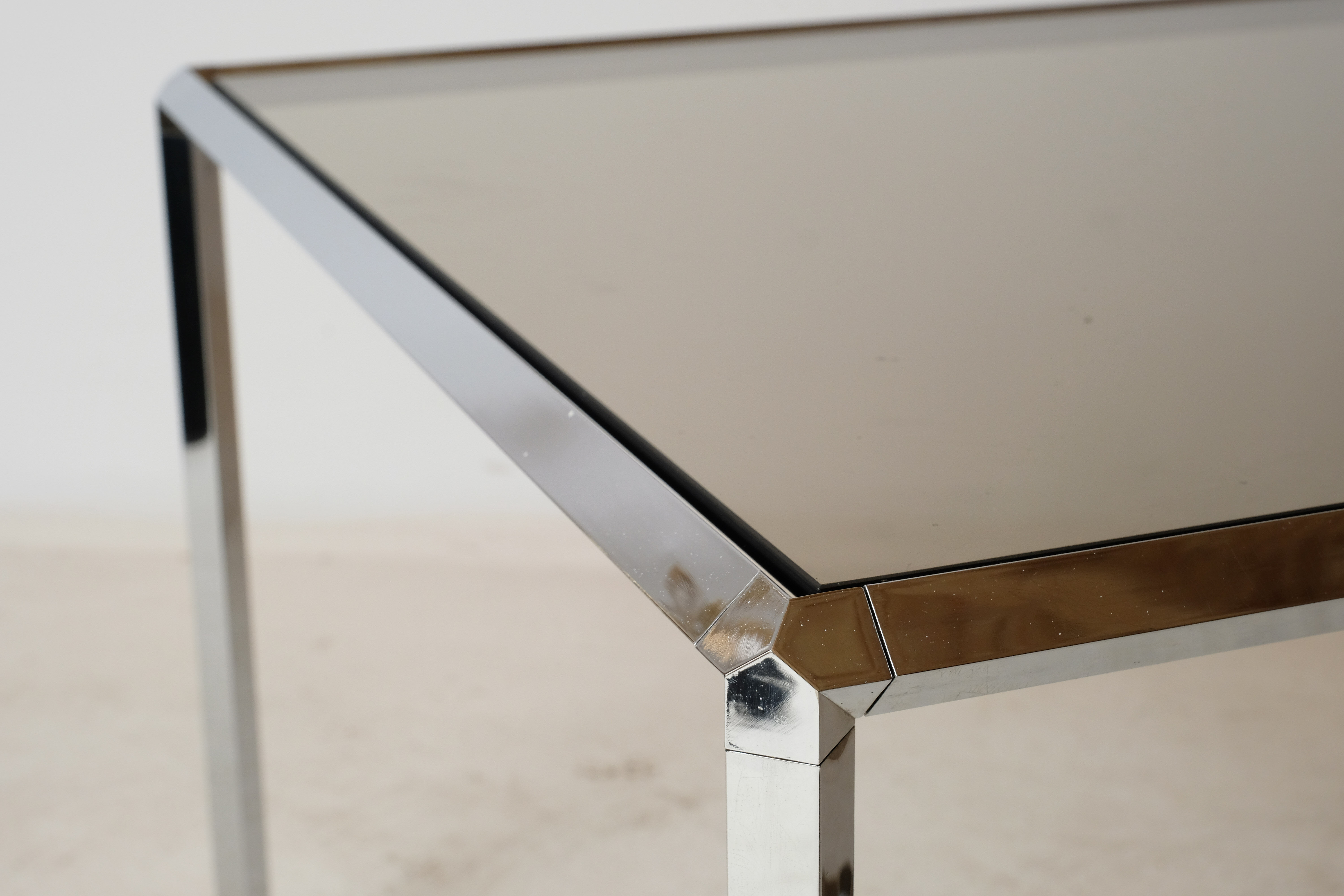 Coffee table vitra chrome and glass 1970's