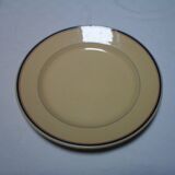 8 louvois flat plates / Wolf Mill
