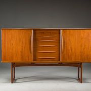 Buffet danois en teck par Arne Vodder pour Vamo Sønderborg, années 1960