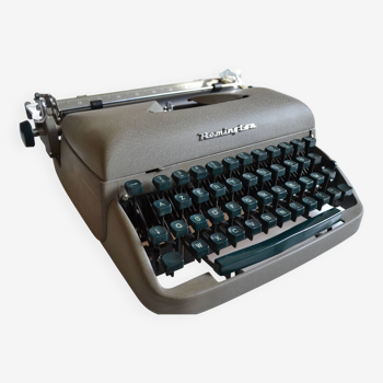 Vintage Remington typewriter 1950