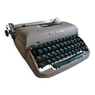 Vintage Remington typewriter 1950