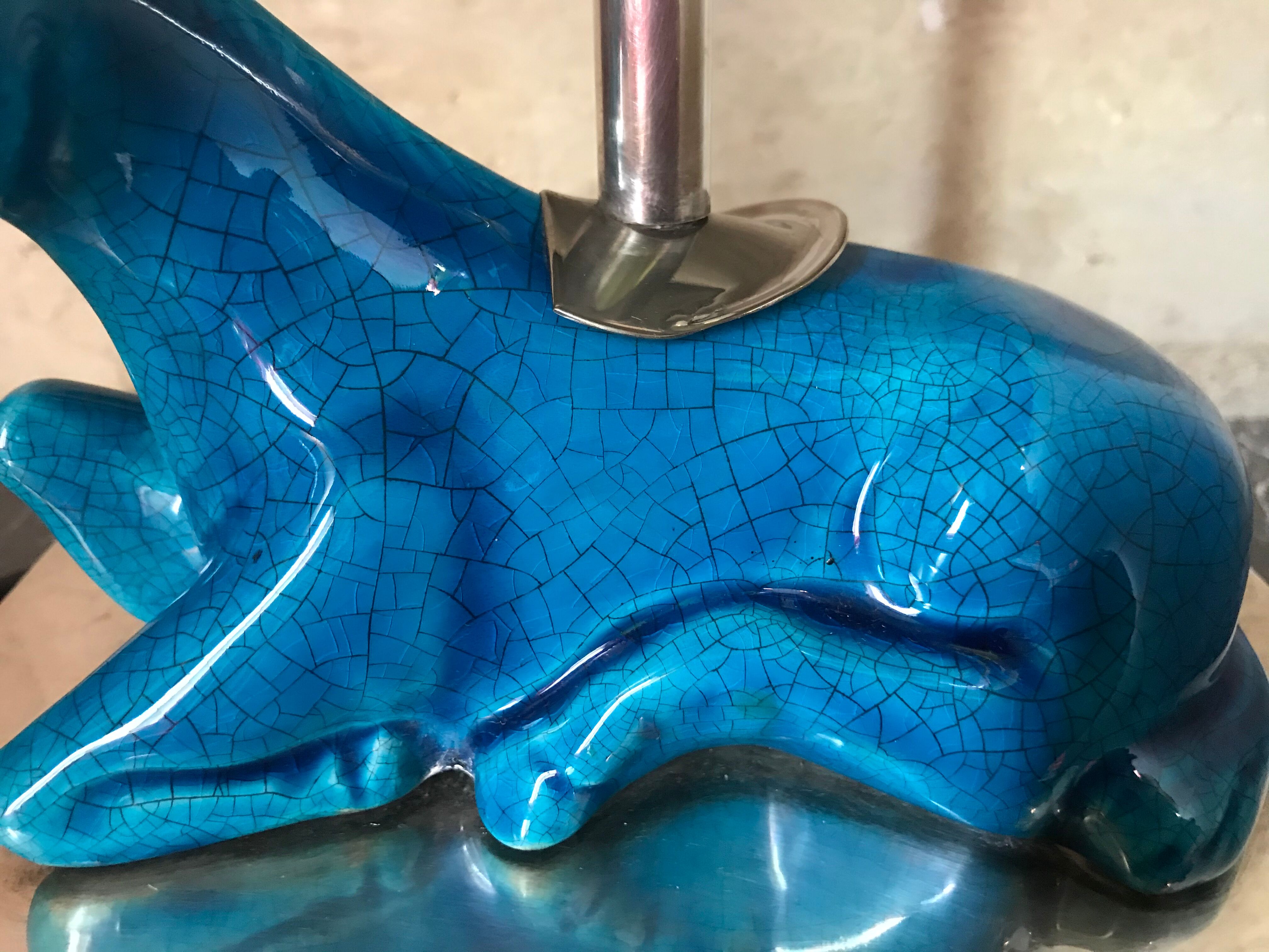 Cracked ceramic horse lamp