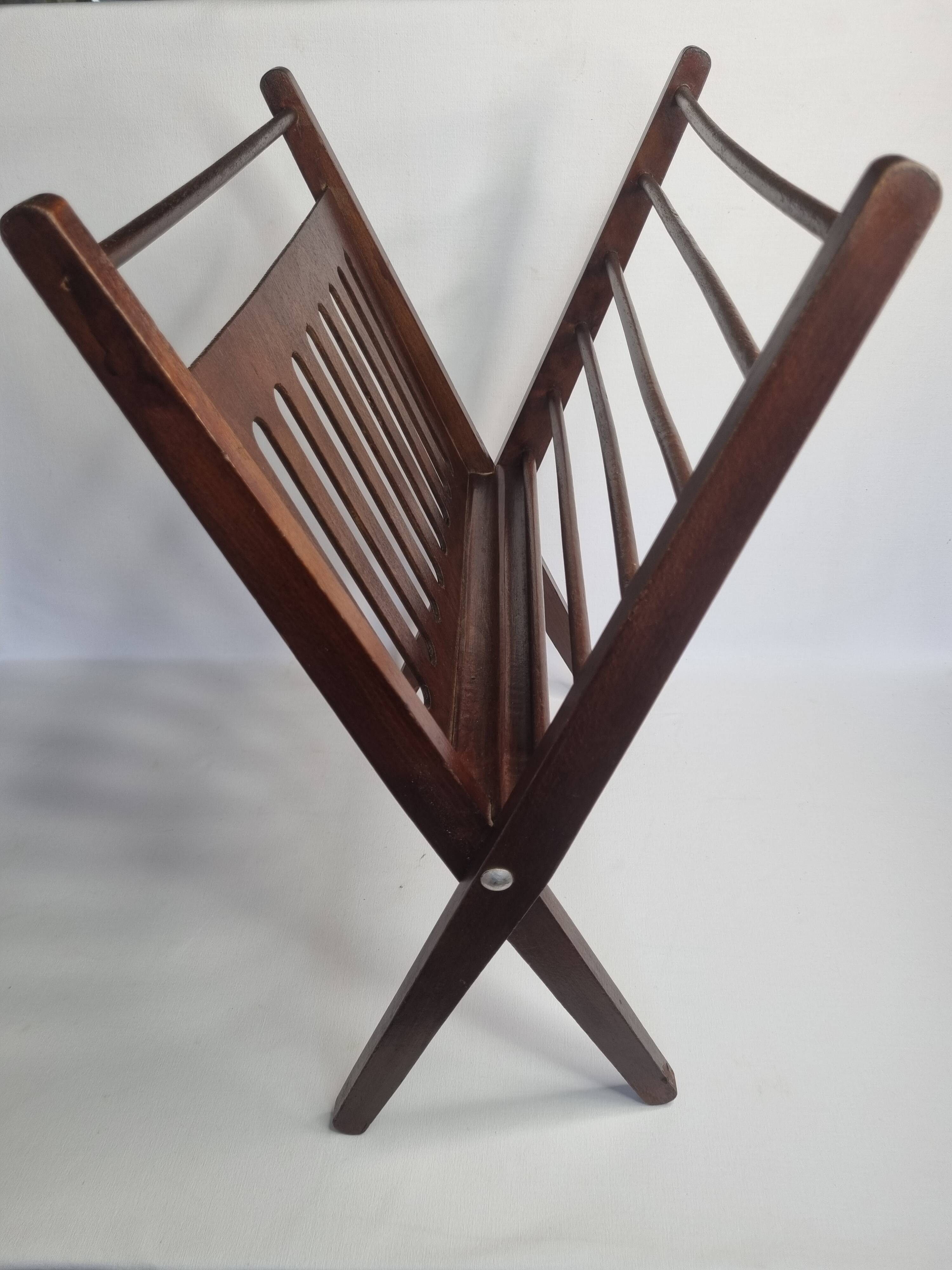 Folding teak magazine holder by Cees Braakman