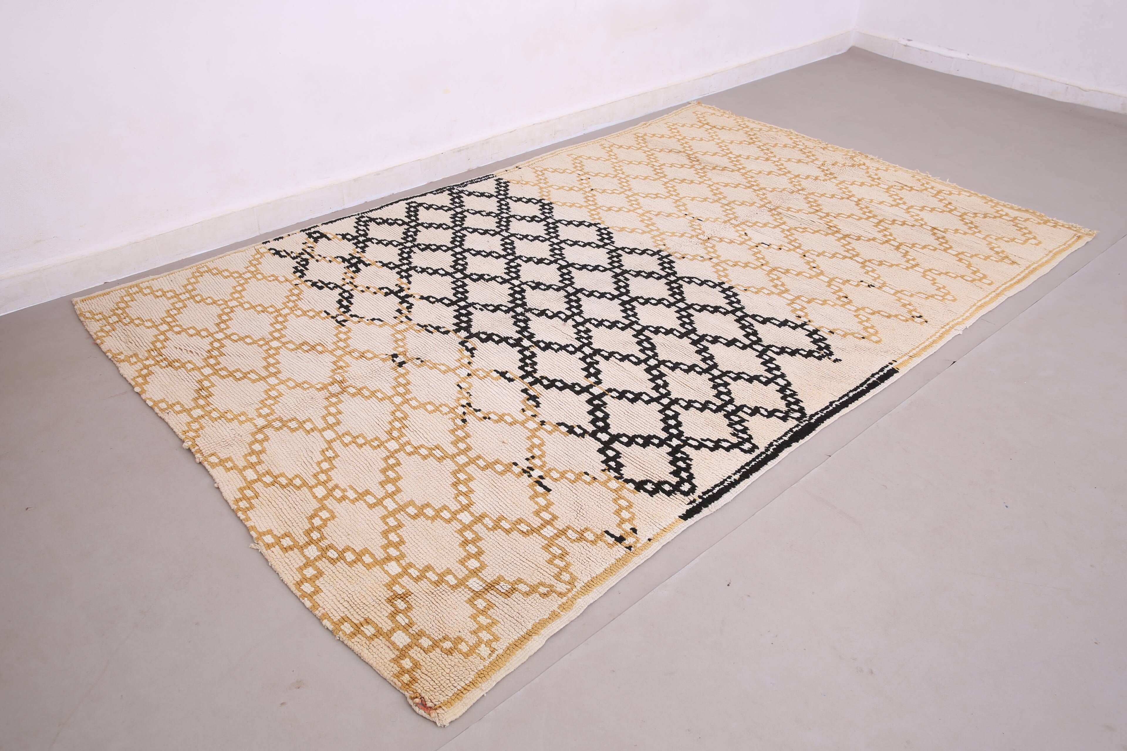 Beige Vintage Moroccan Rug 178 x 286 cm - Berber Wool Rug - Handmade Rug