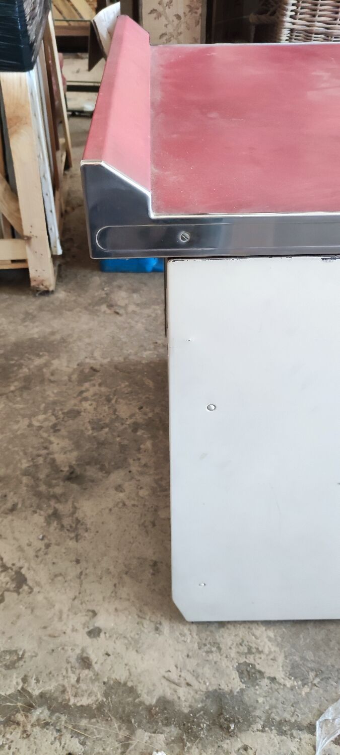 Sideboard in enamelled sheet metal two doors two drawers