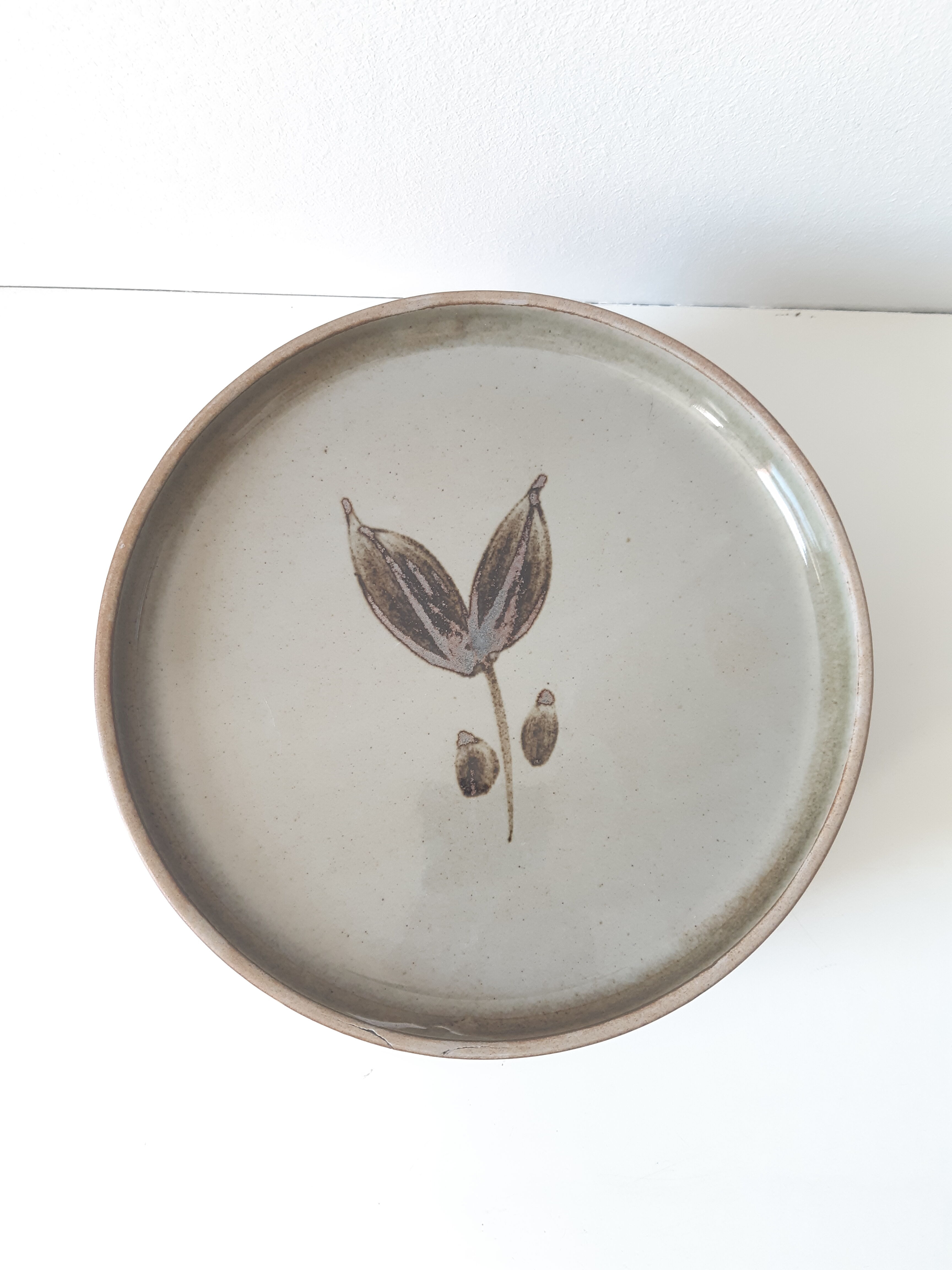 Set of 6 vintage stoneware plates