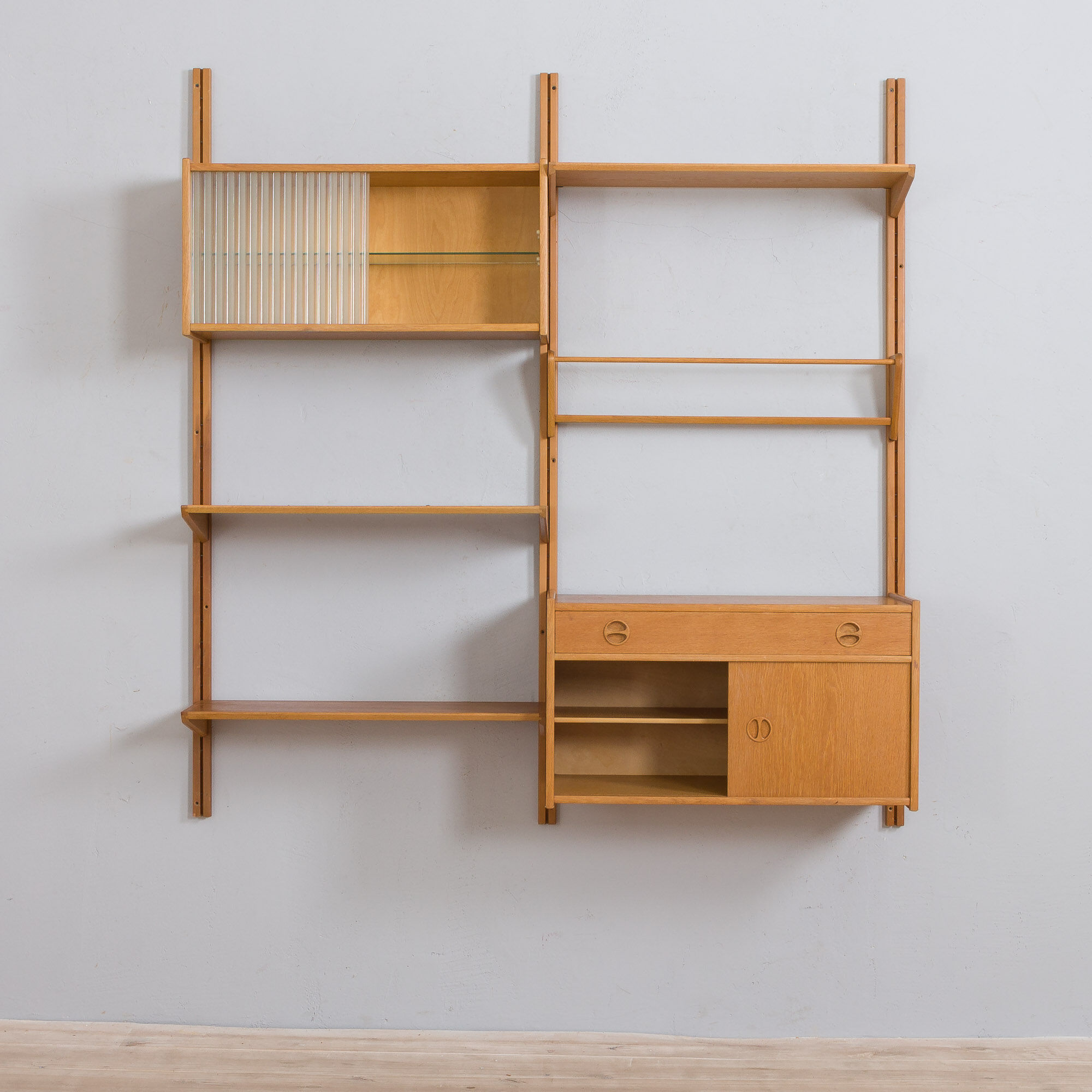 Two-bay oak wall unit by Sven Andersen, Norway 1970