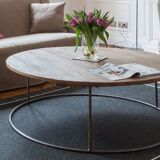 Round coffee table
