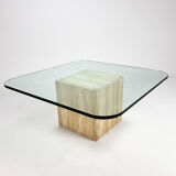 Table basse en verre faite à la main du milieu du siècle avec base en travertin, années 1960