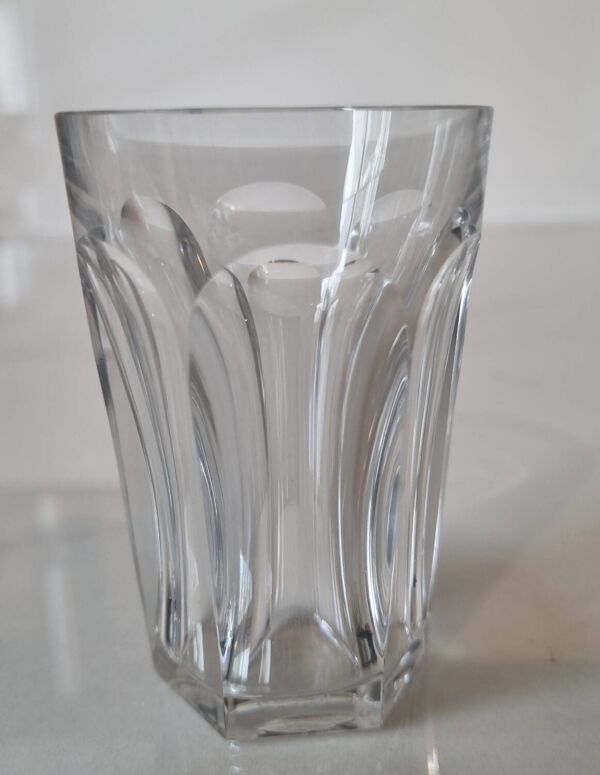 8 verres Baccarat modèle Harcourt