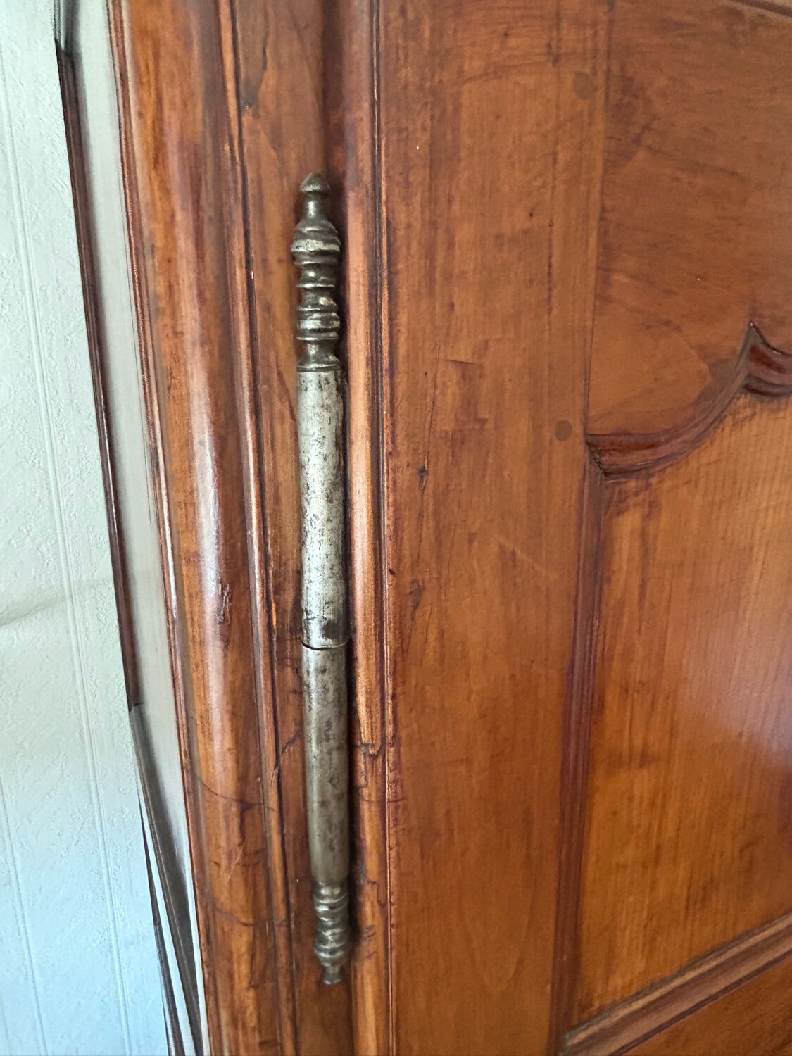 Louis XV style wardrobe - very good condition