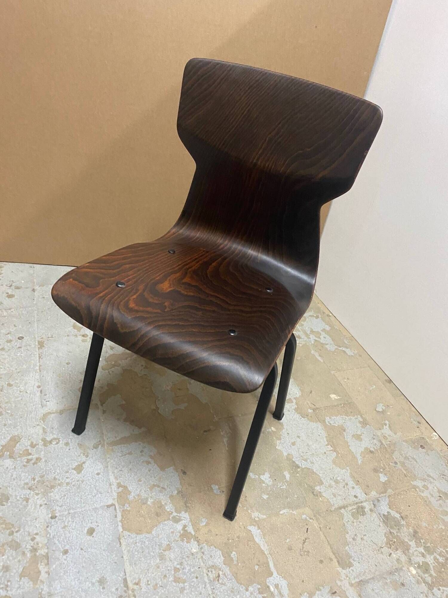 Child's chair Eromes