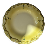 Antique flat plate in majolica