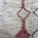 Old Berber carpet Marmoucha with pink and black patterns 2,82x2,11m