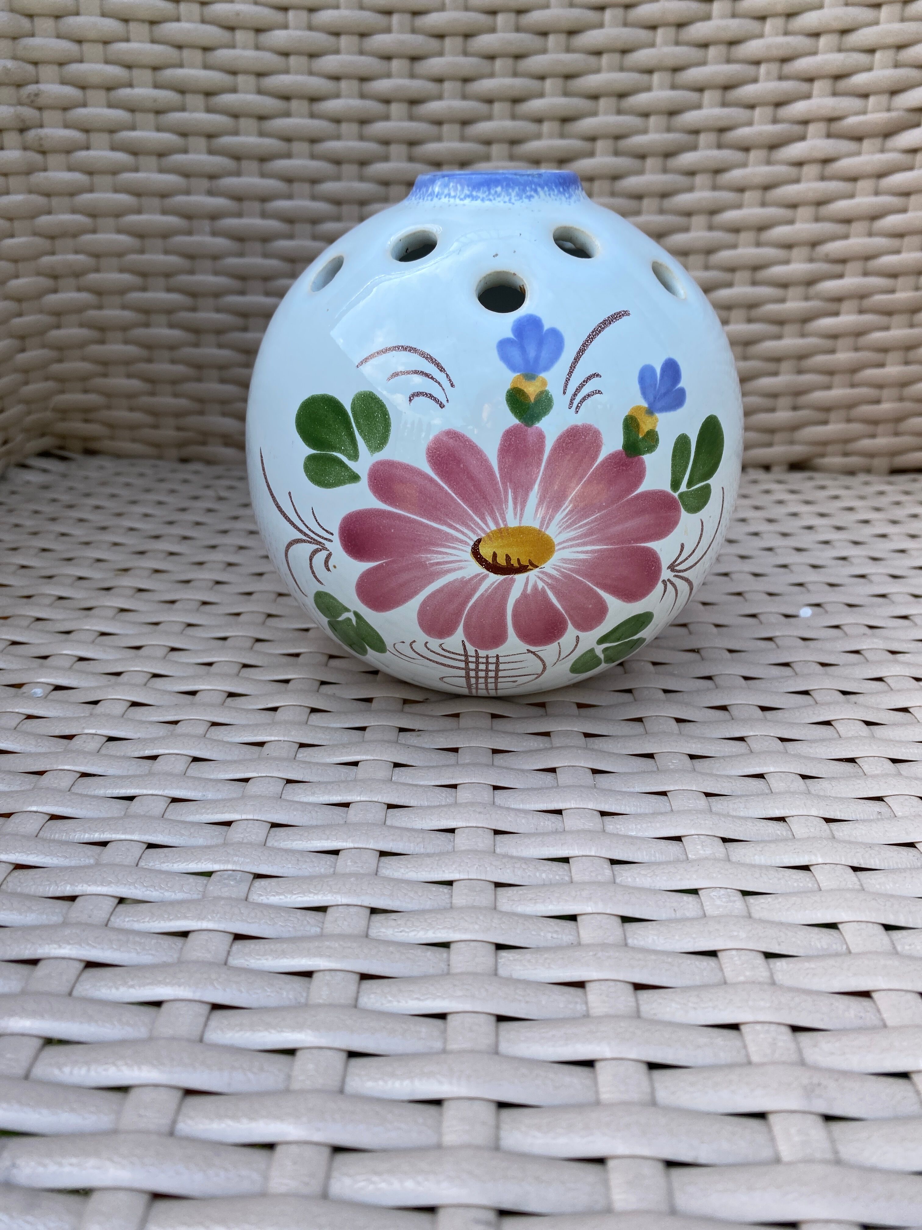 Vase boule pique fleurs pornic Laken