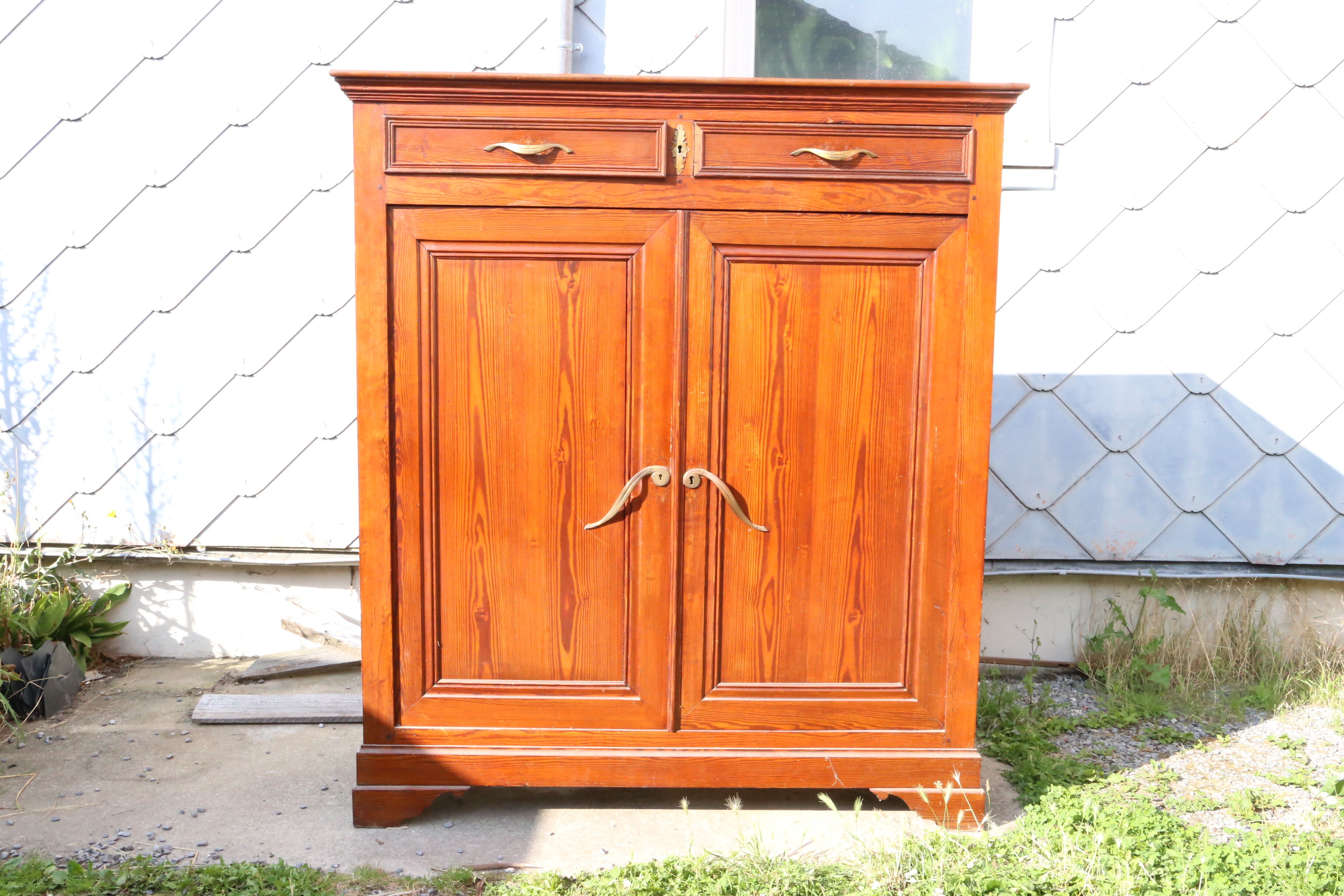 Parisian wardrobe with closet and drawers