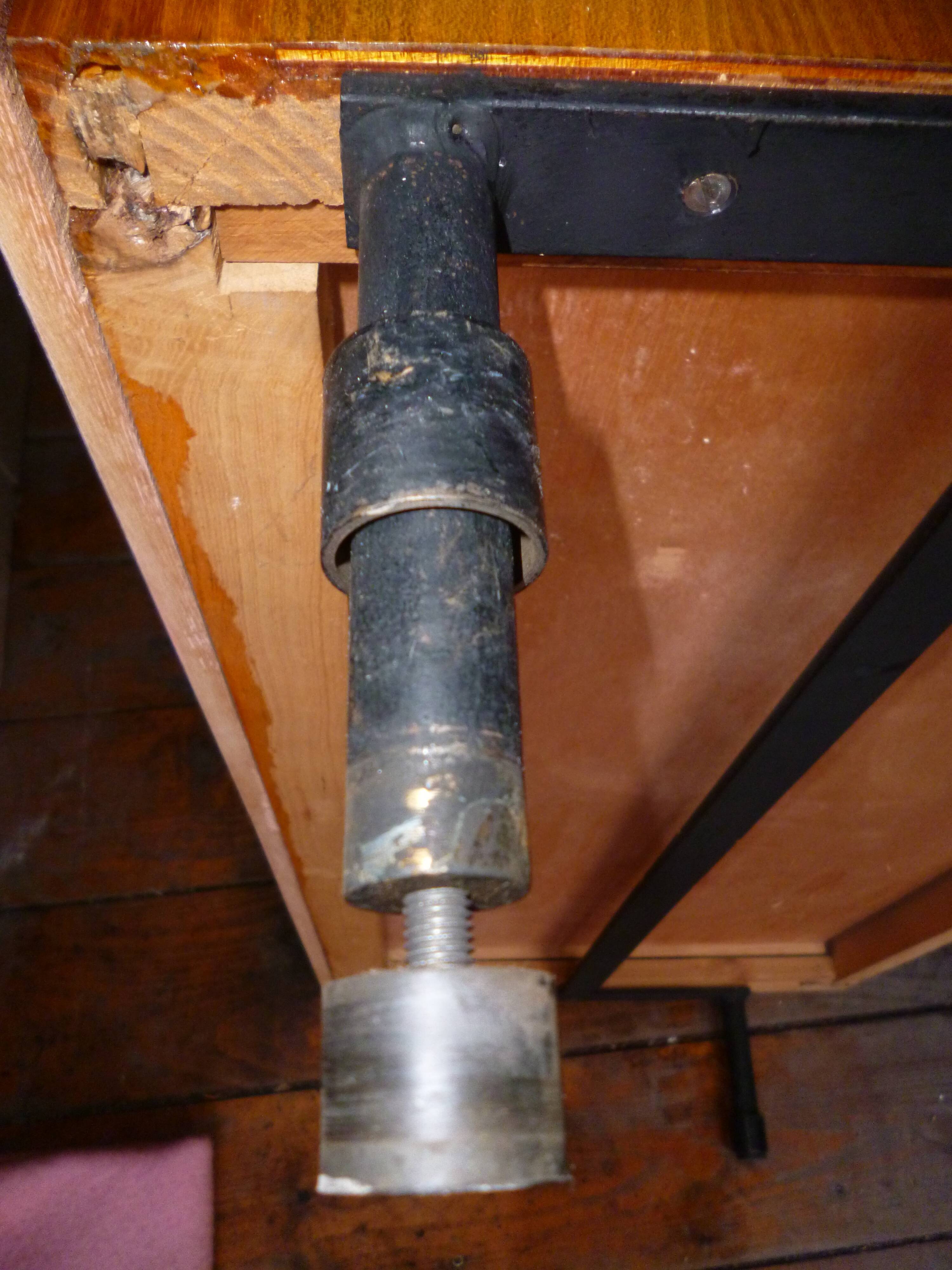 Chest of drawers year 50