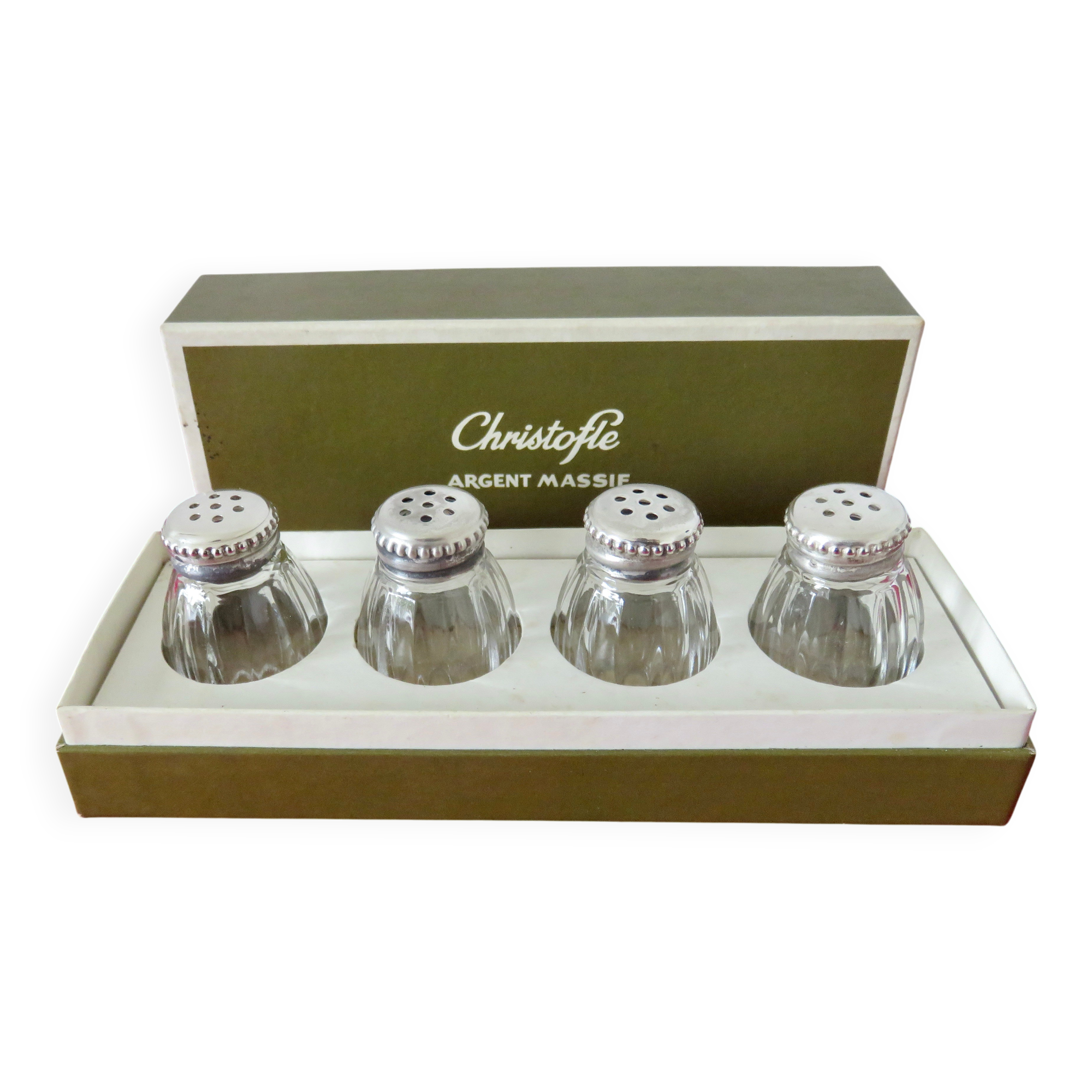 Salt and pepper "CHRISTOFLE" in solid silver in their original box, 1950.