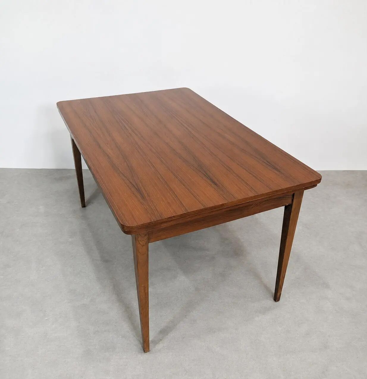 Table à manger scandinave extensible