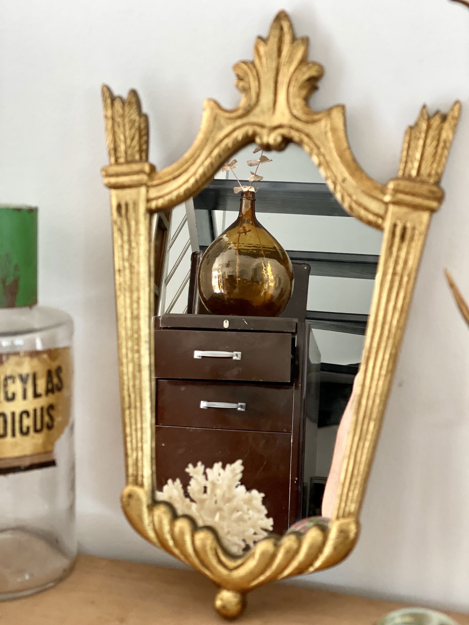 Golden mirror