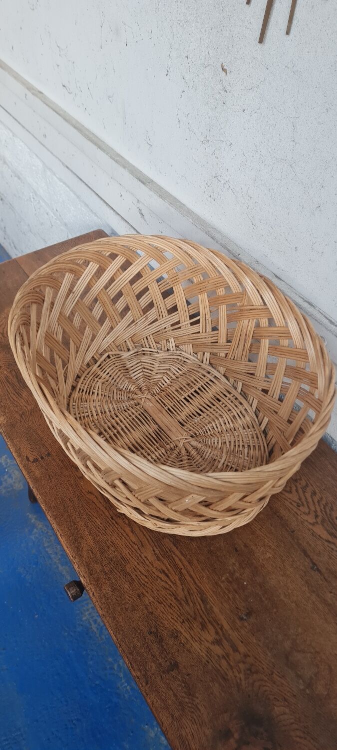 Vintage wicker basket