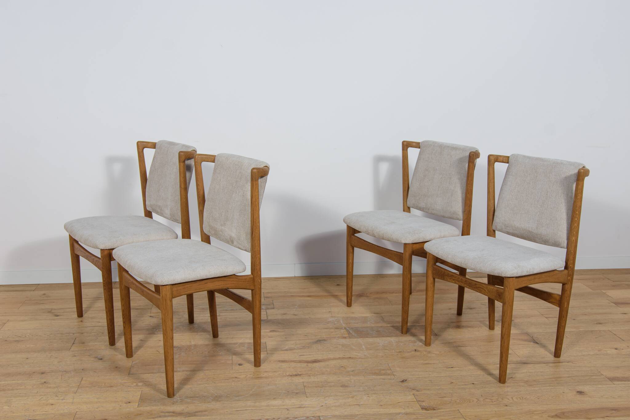 Chaises de salle à manger modèle 171 en chêne du milieu du siècle de Slagelse Møbelværk, Danemark.