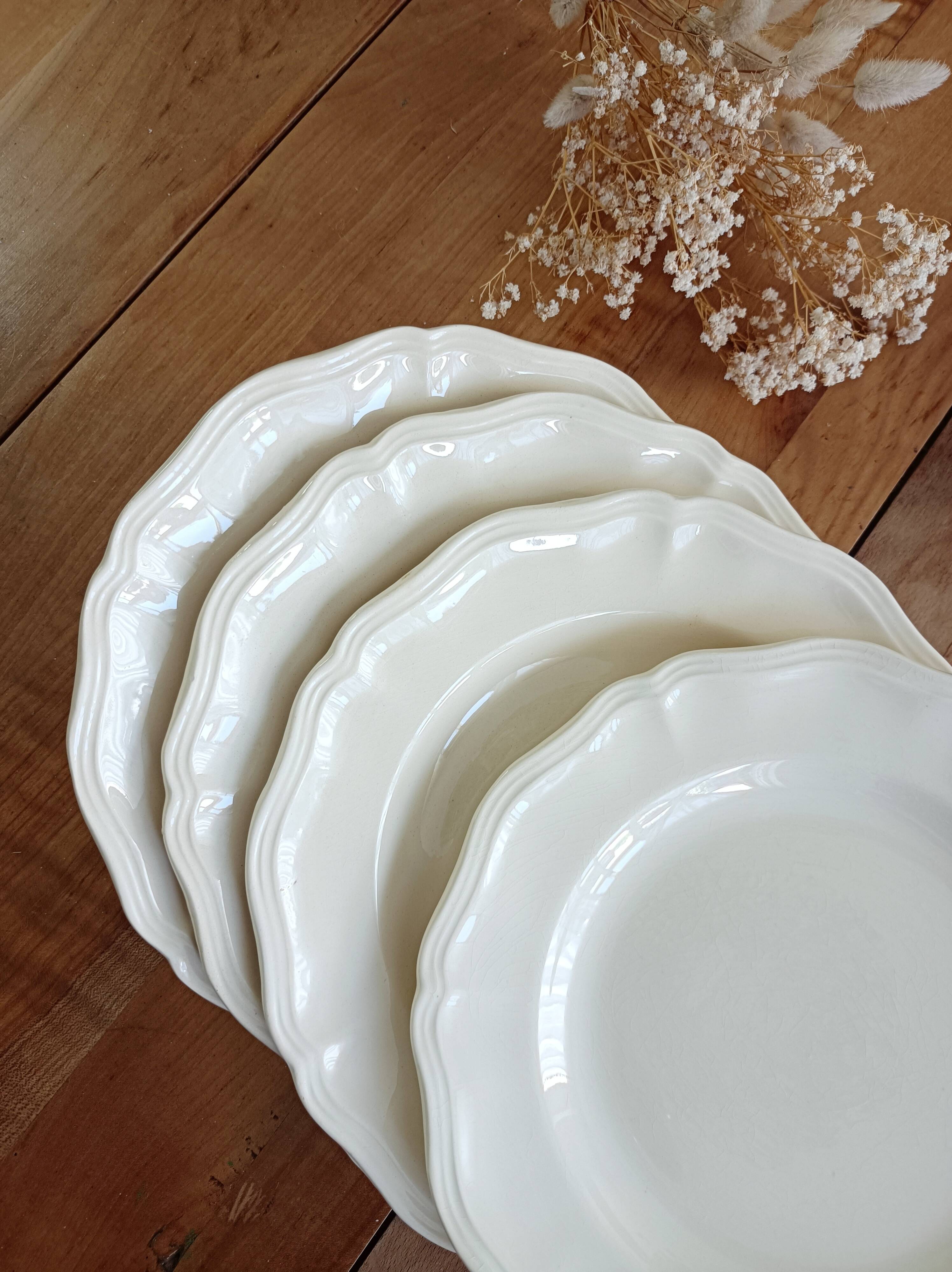 Set of 6 Sarreguemines ivory flat plates