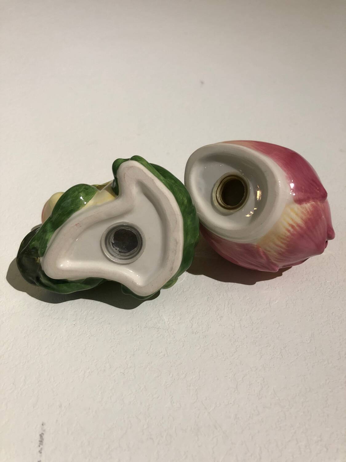 Frog salt and pepper shakers