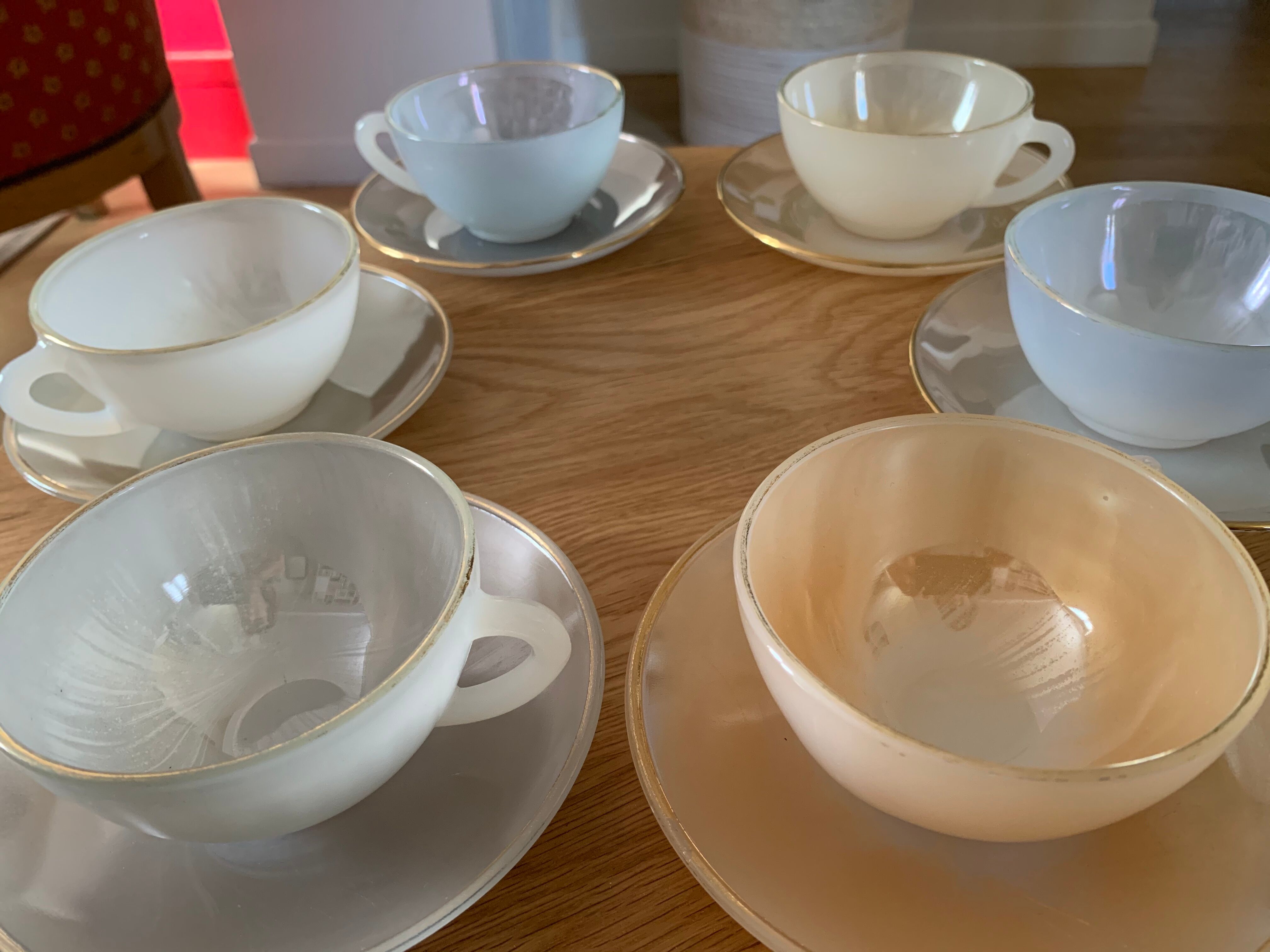 Harlequin coffee cup service