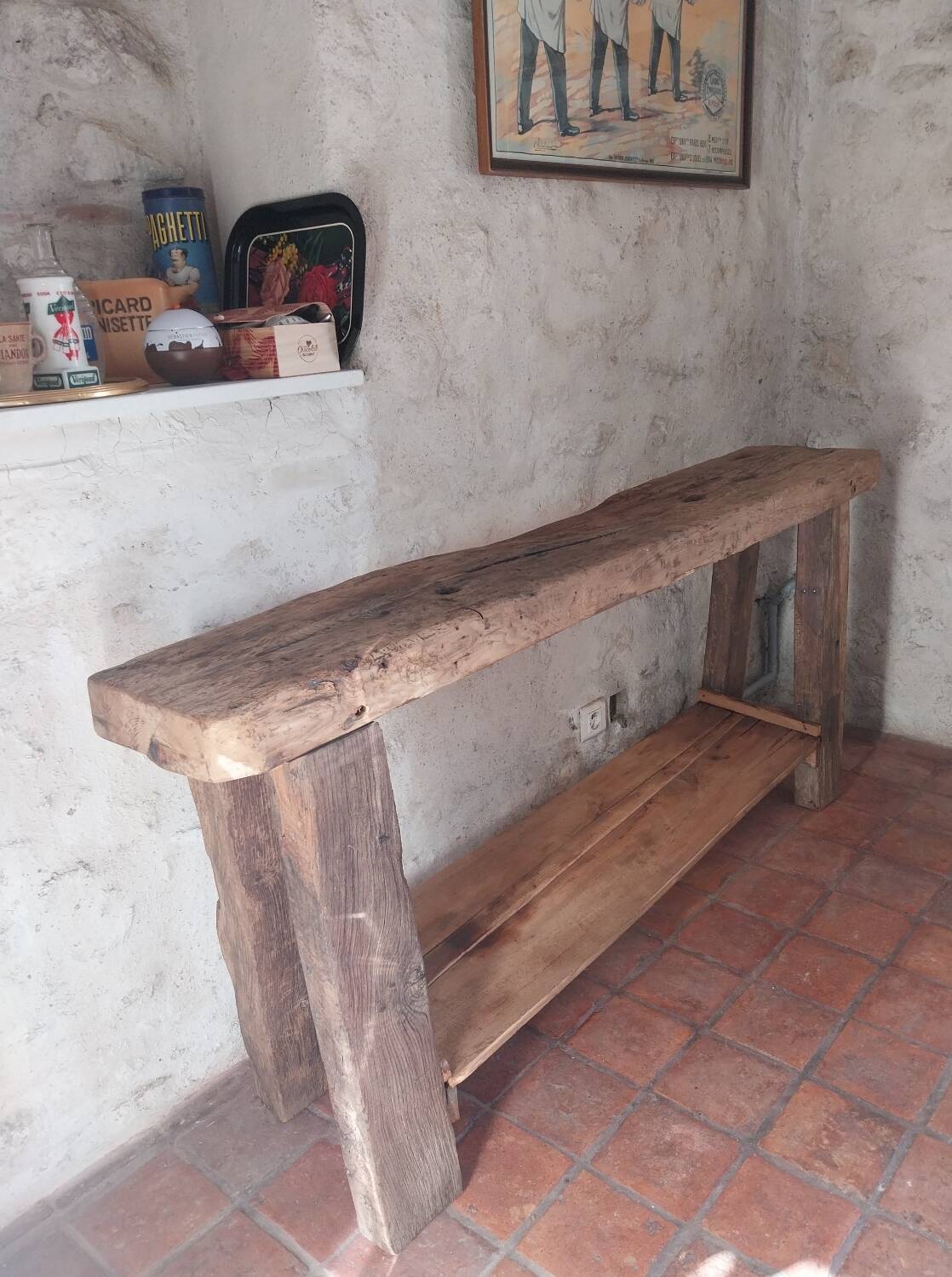 Deserted island establishment