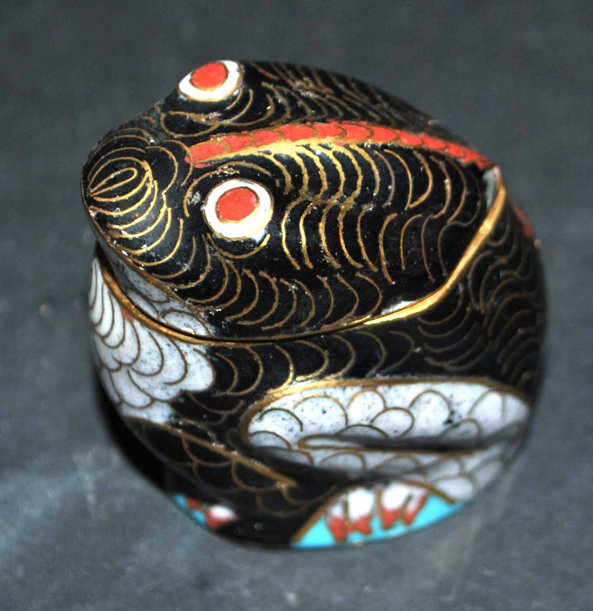 Boite statuette de grenouille en laiton émaux cloisonnée Porte-bonheur