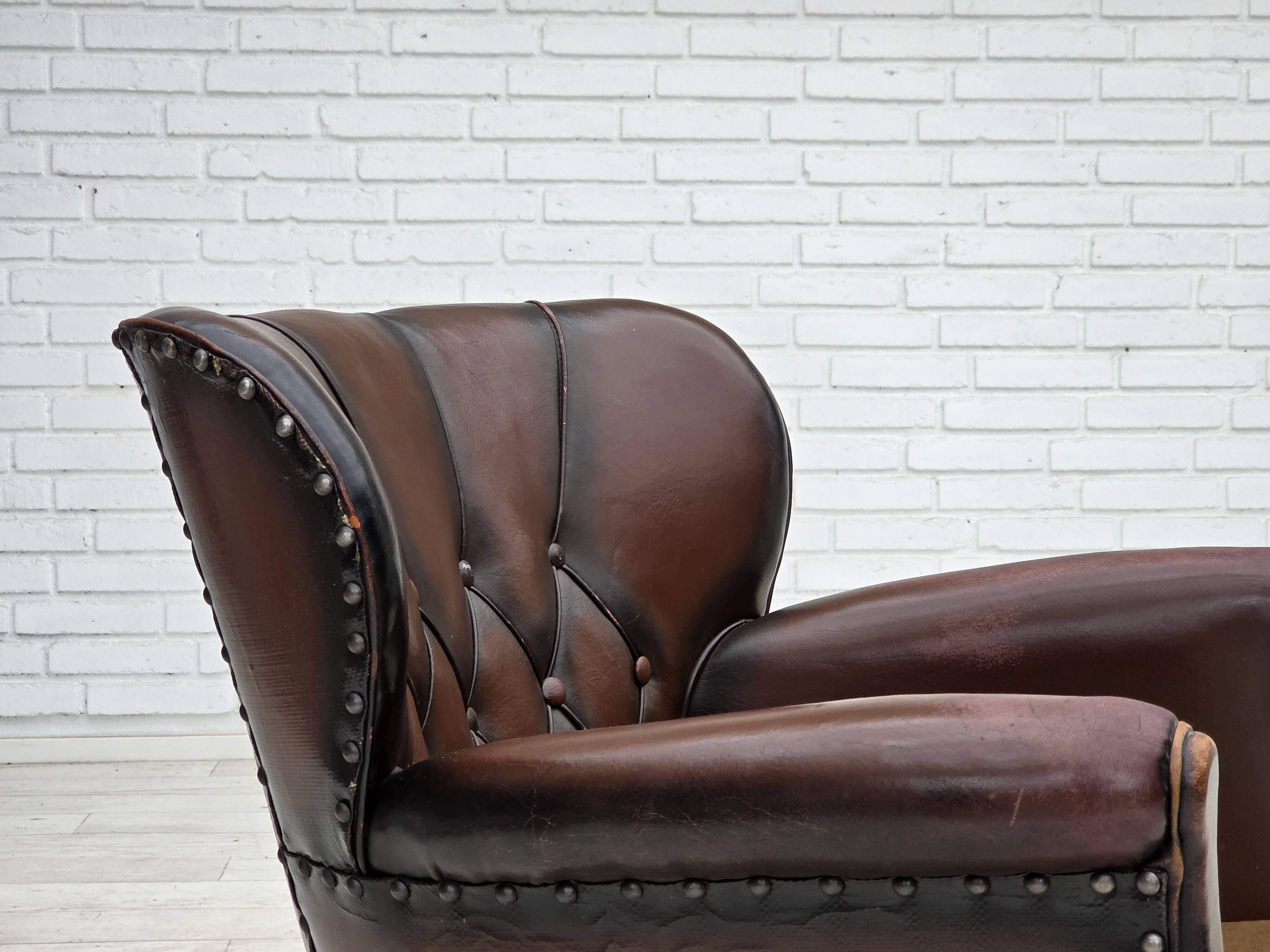 Fauteuil danois des années 1930, cuir marron, velours.