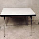 Ensemble table Formica et 2 chaises