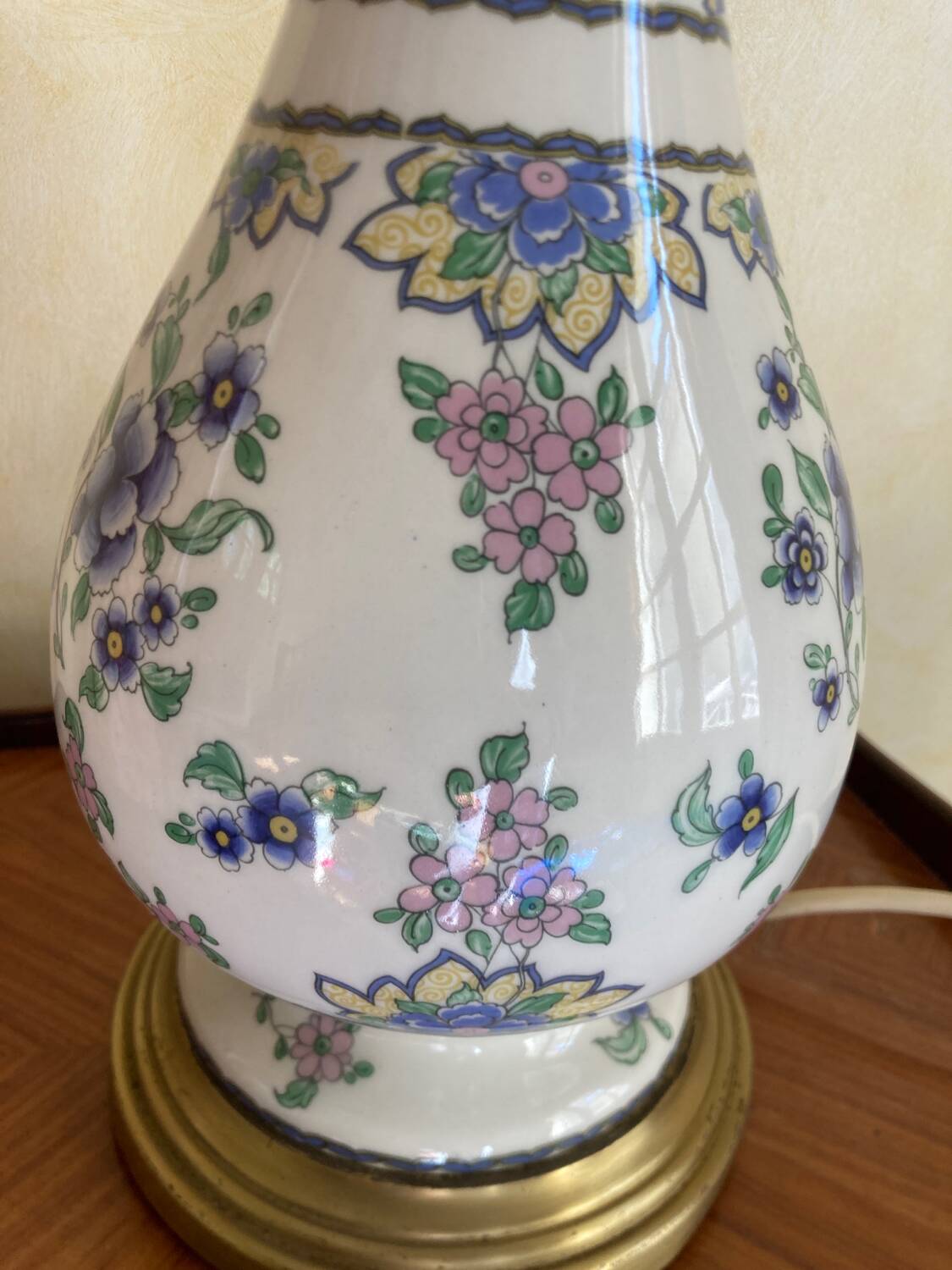 Porcelain and brass lamp base H 41cm