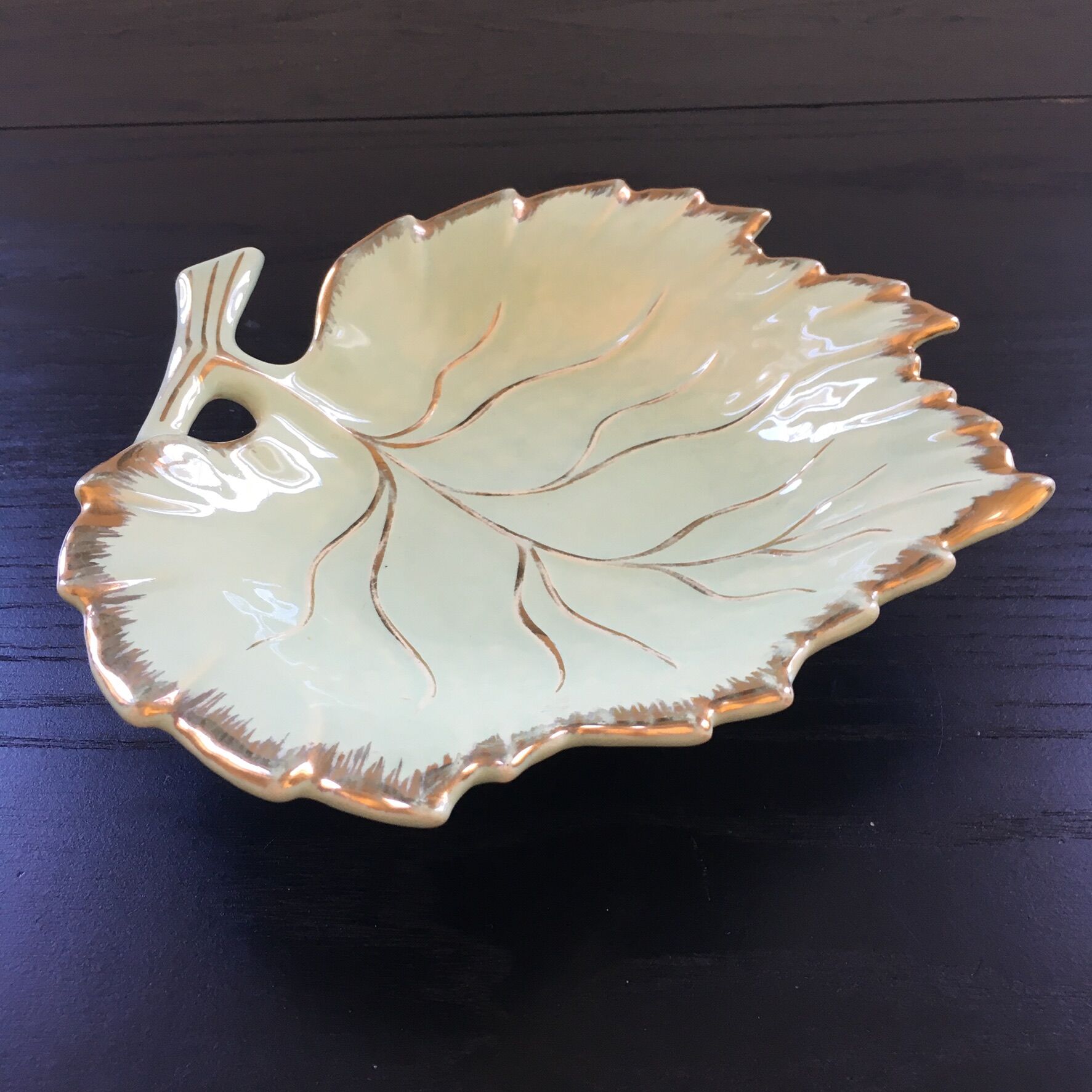 Vide poche feuille céladon et or