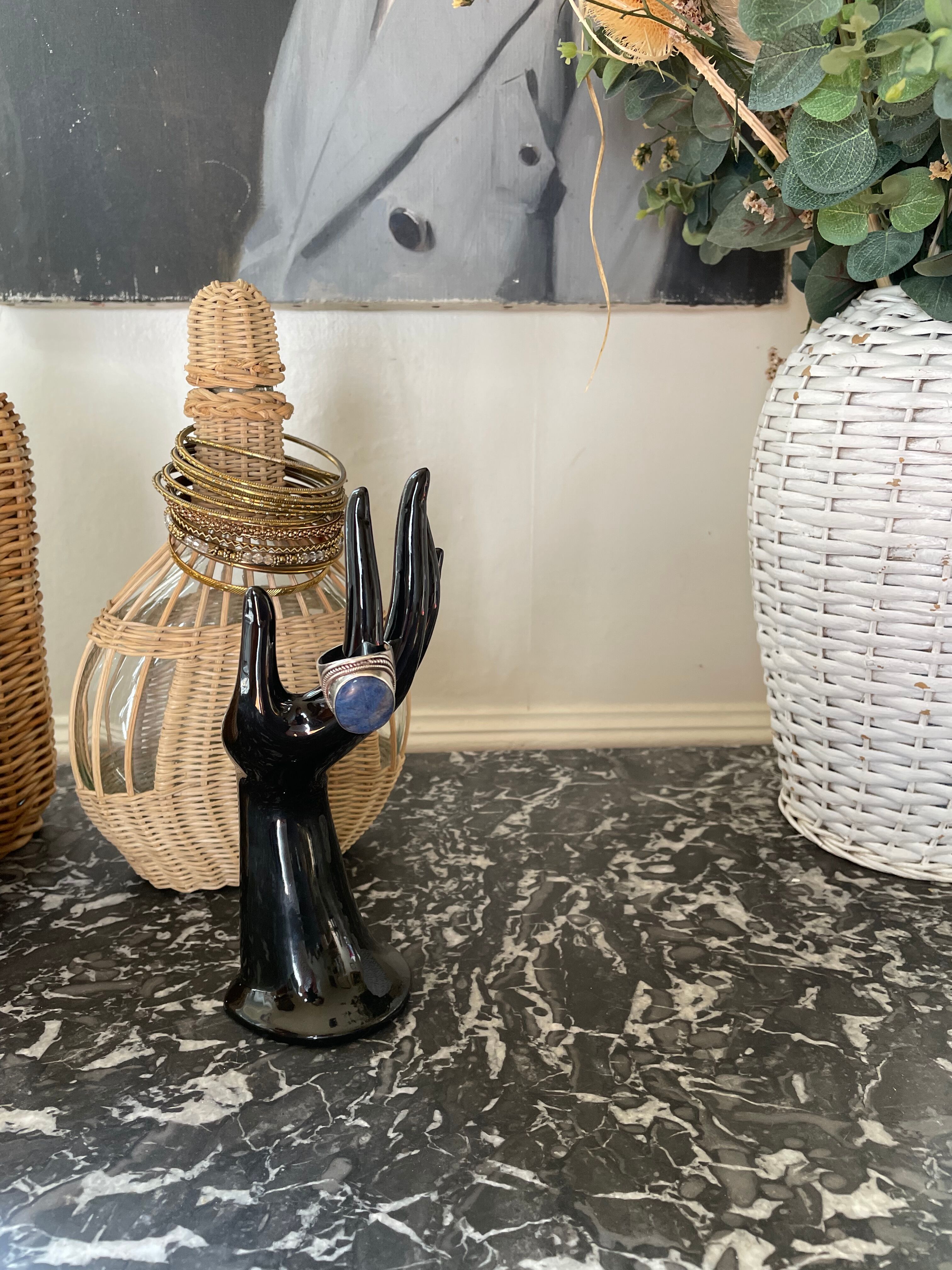 Hand baguier soliflore