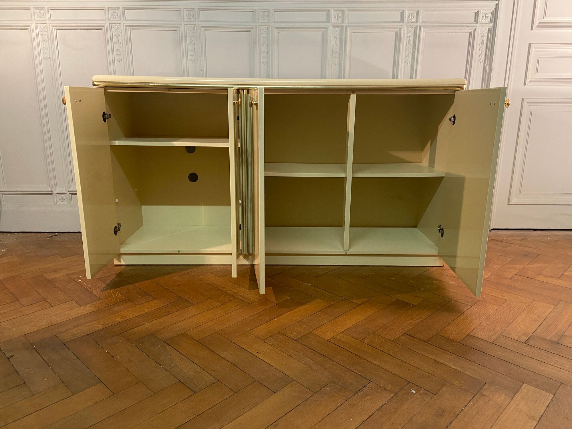 Ivory and brass wool buffet, 1970