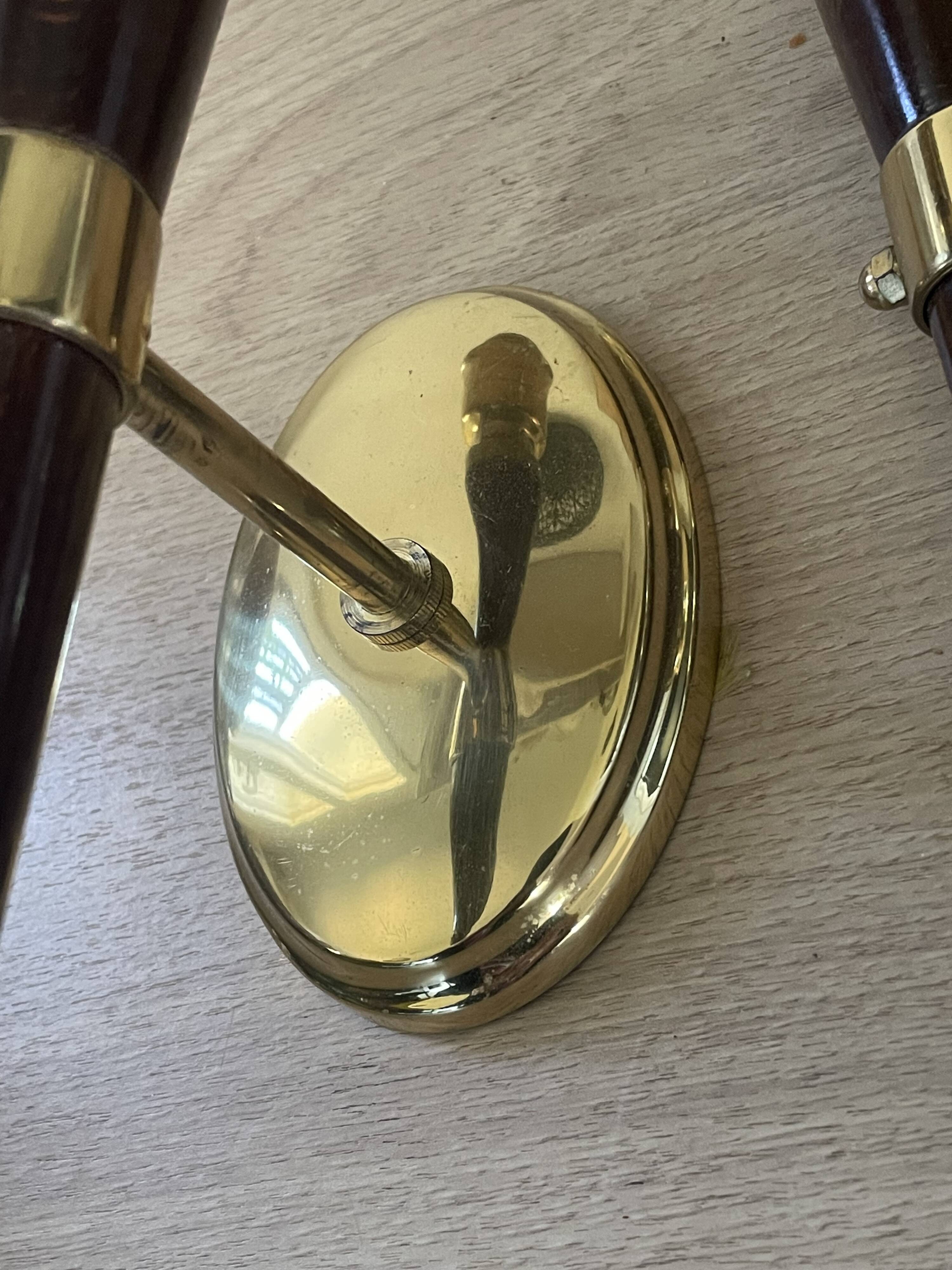 Pair of wall lights in wood, brass, and pink opaline.