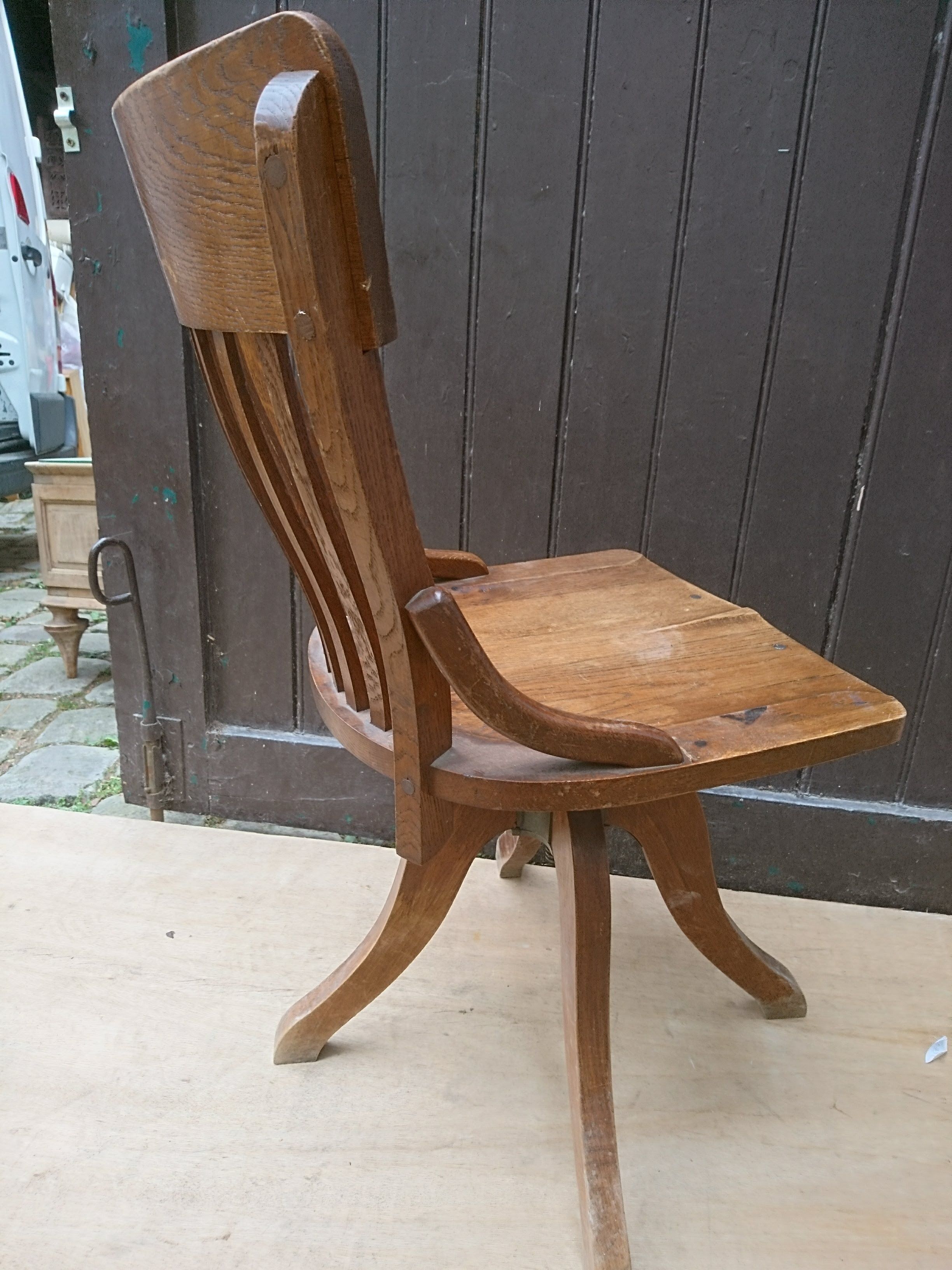 Chaise de bureau en chêne pivotante style américain