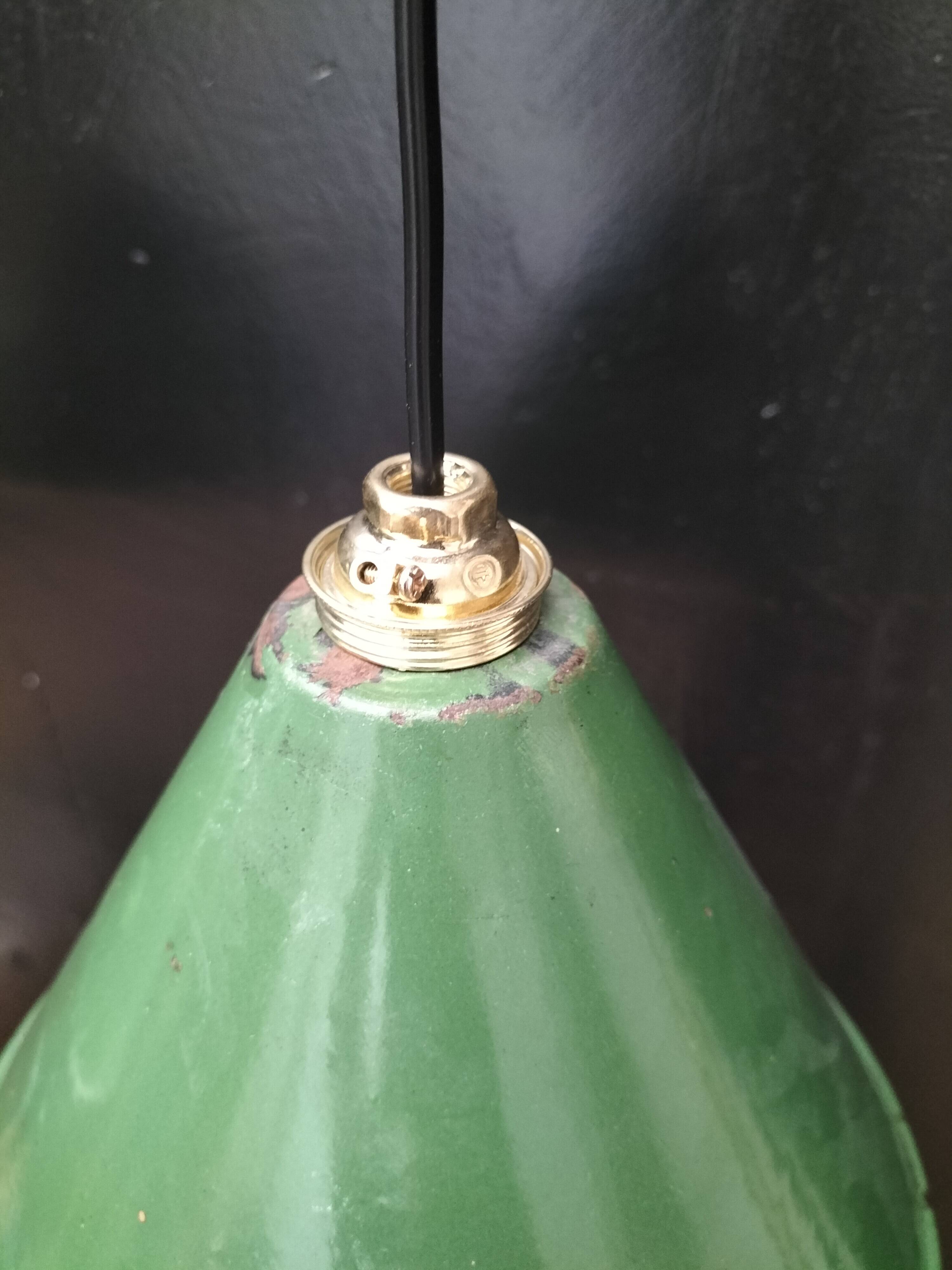 Enamelled sheet metal cone suspensions