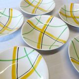 6 soup plates from Gien, "Sarabande" model, in very good condition.