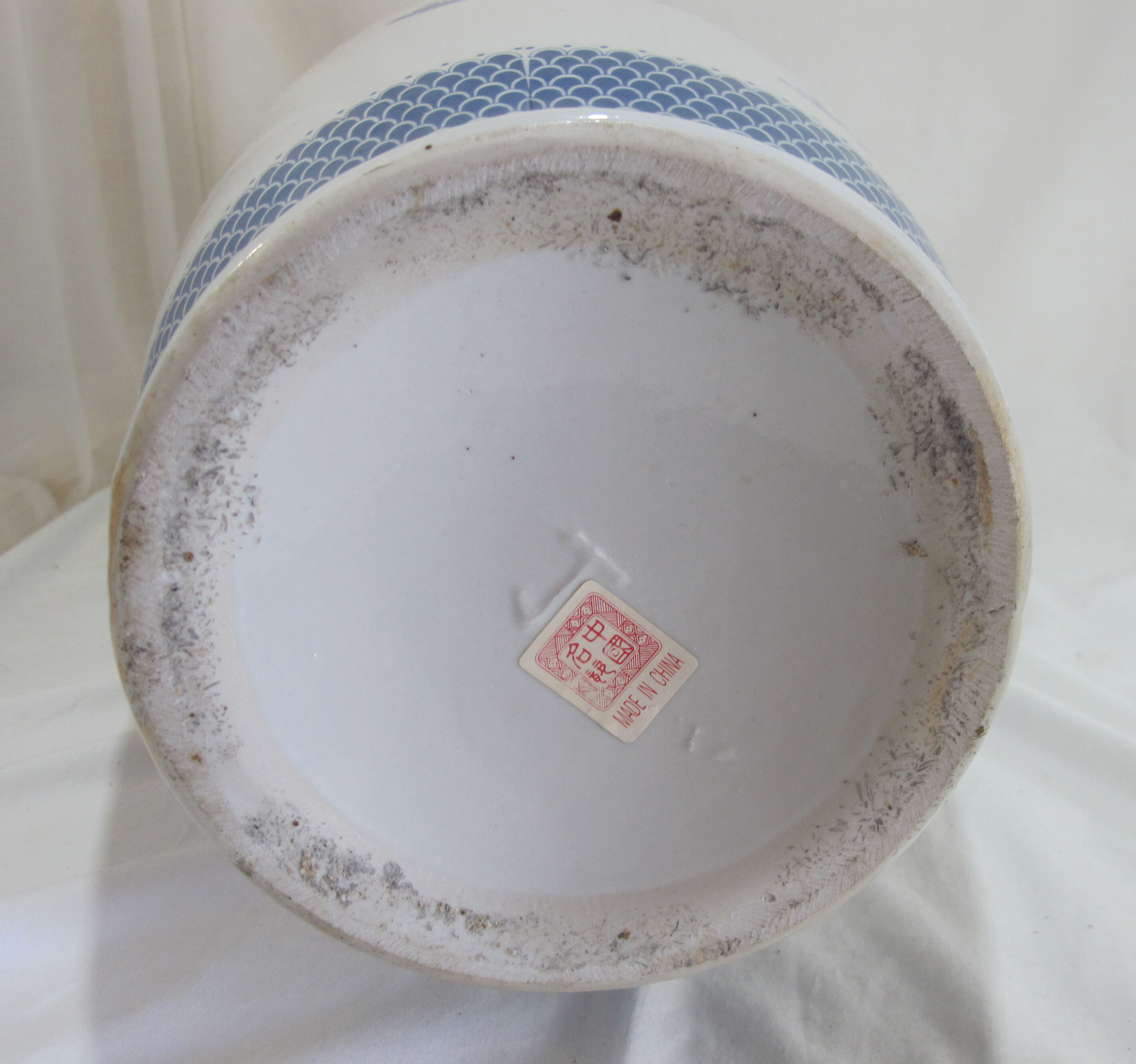 Chinese blue white vase
