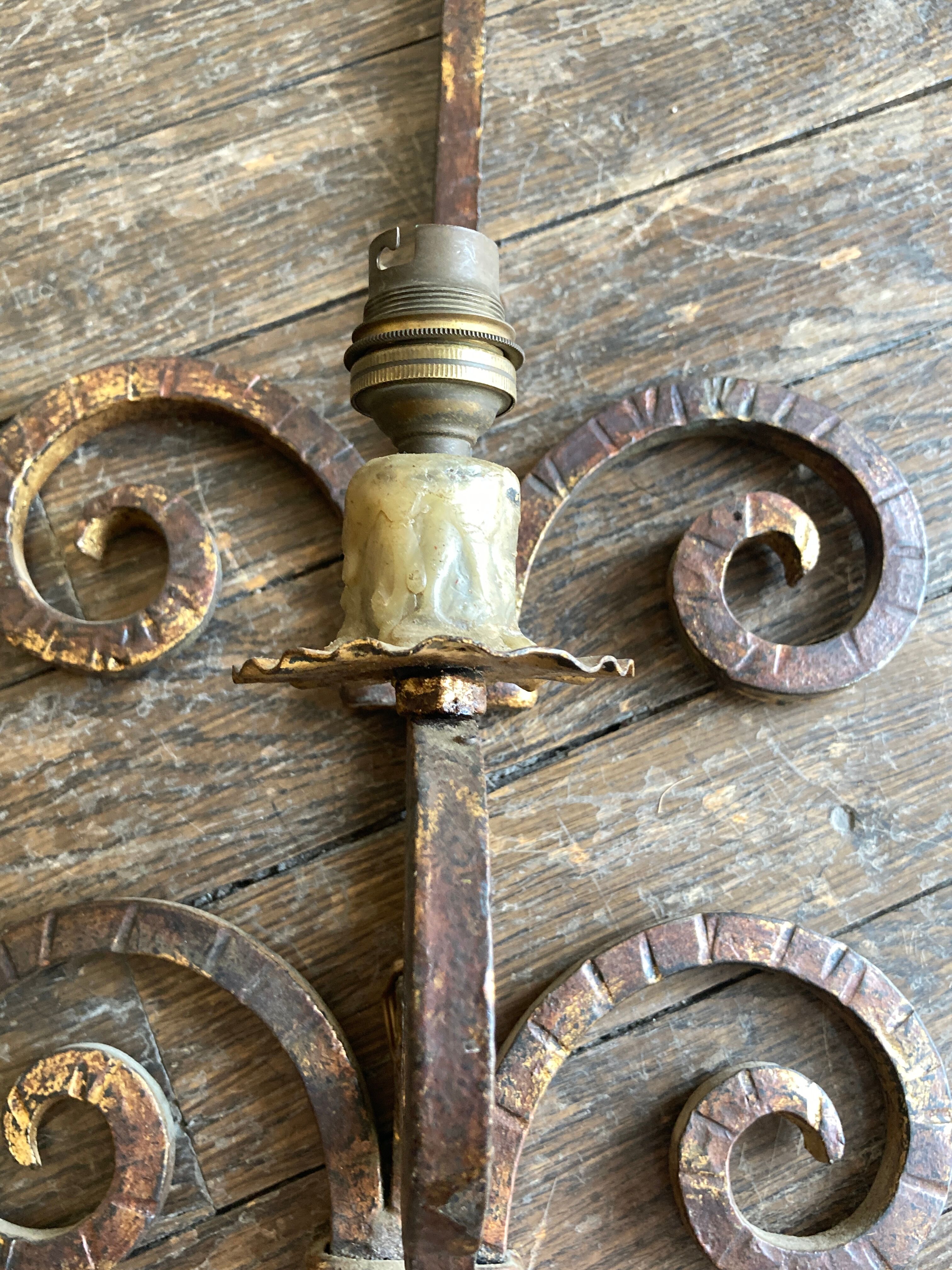 XXL wall lamp in gilded iron Italian work 1960
