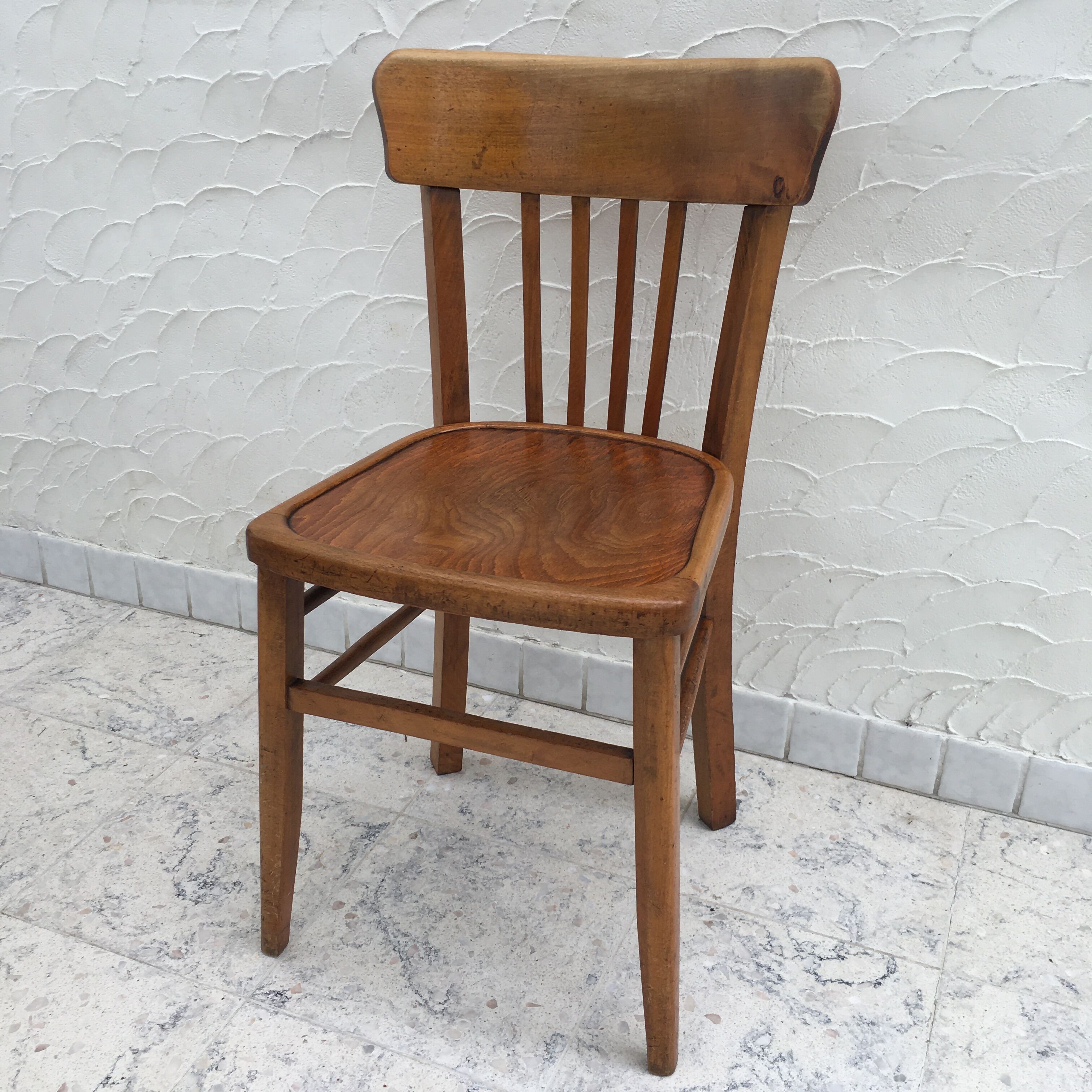 Lot of 4 bistro chairs