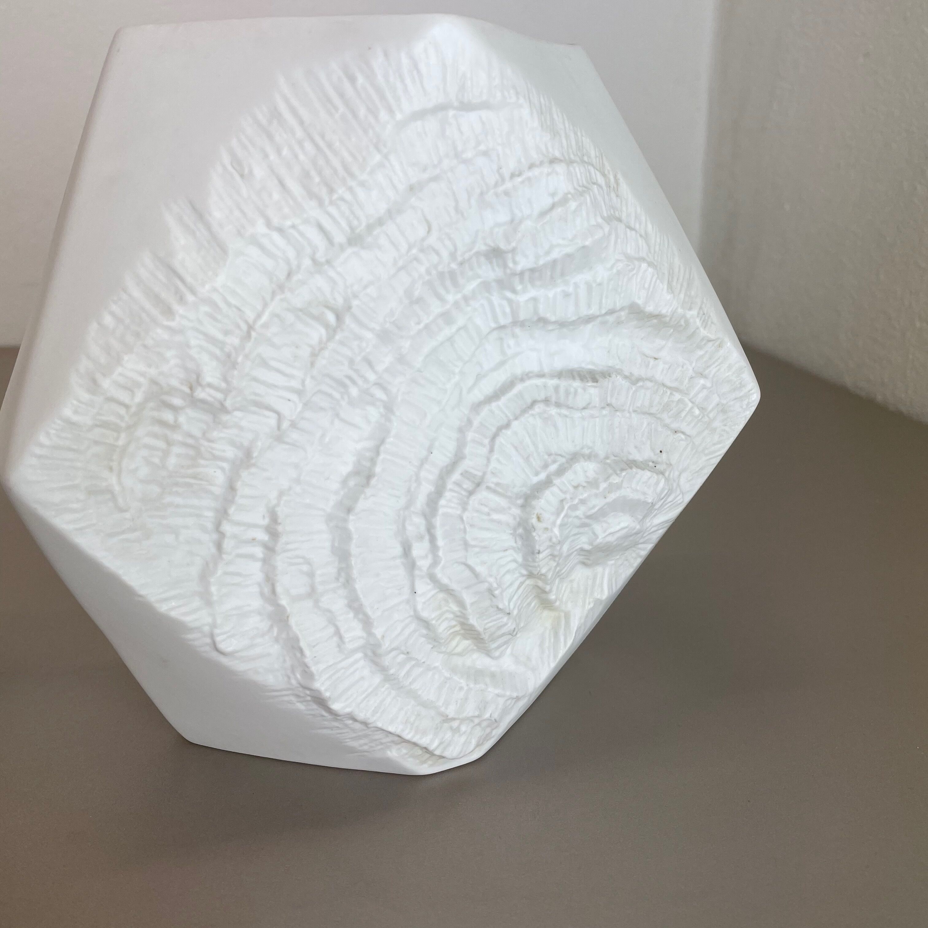 Set of 2 Original OP Art Biscuit Porcelain Vases by AK Kaiser, Germany, 1970s