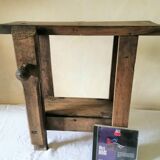 Small old child workbench