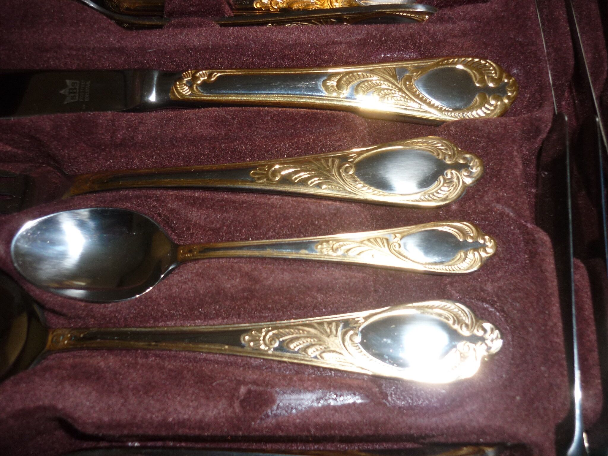 Besteke SBS Solingen housewives case in nickel chrome and gold gold