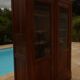 Chic old bookcase pegged in walnut with two glass doors and 5 shelves – Very good condition