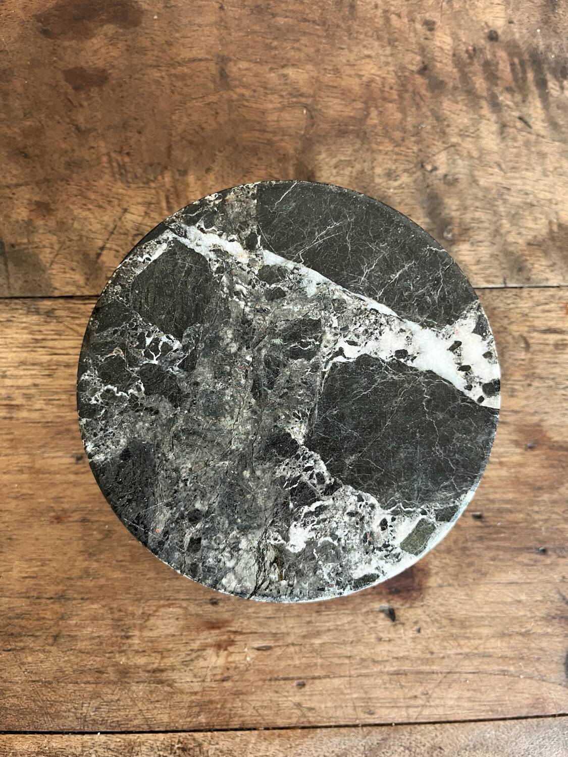 Vintage black and white marble round ashtray